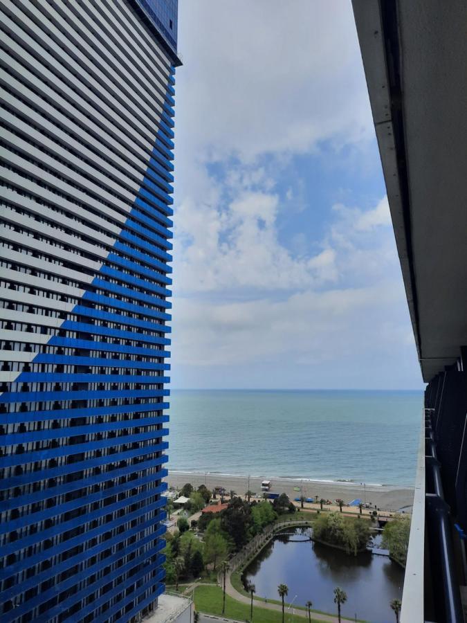 The Best Beach Aparthotel Orbi City Batumi Zimmer foto